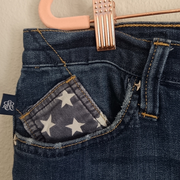 Rock & Republic Hula Flag "Fourth of July " frayed hem Denim Shorts sz.8 - Picture 3 of 10
